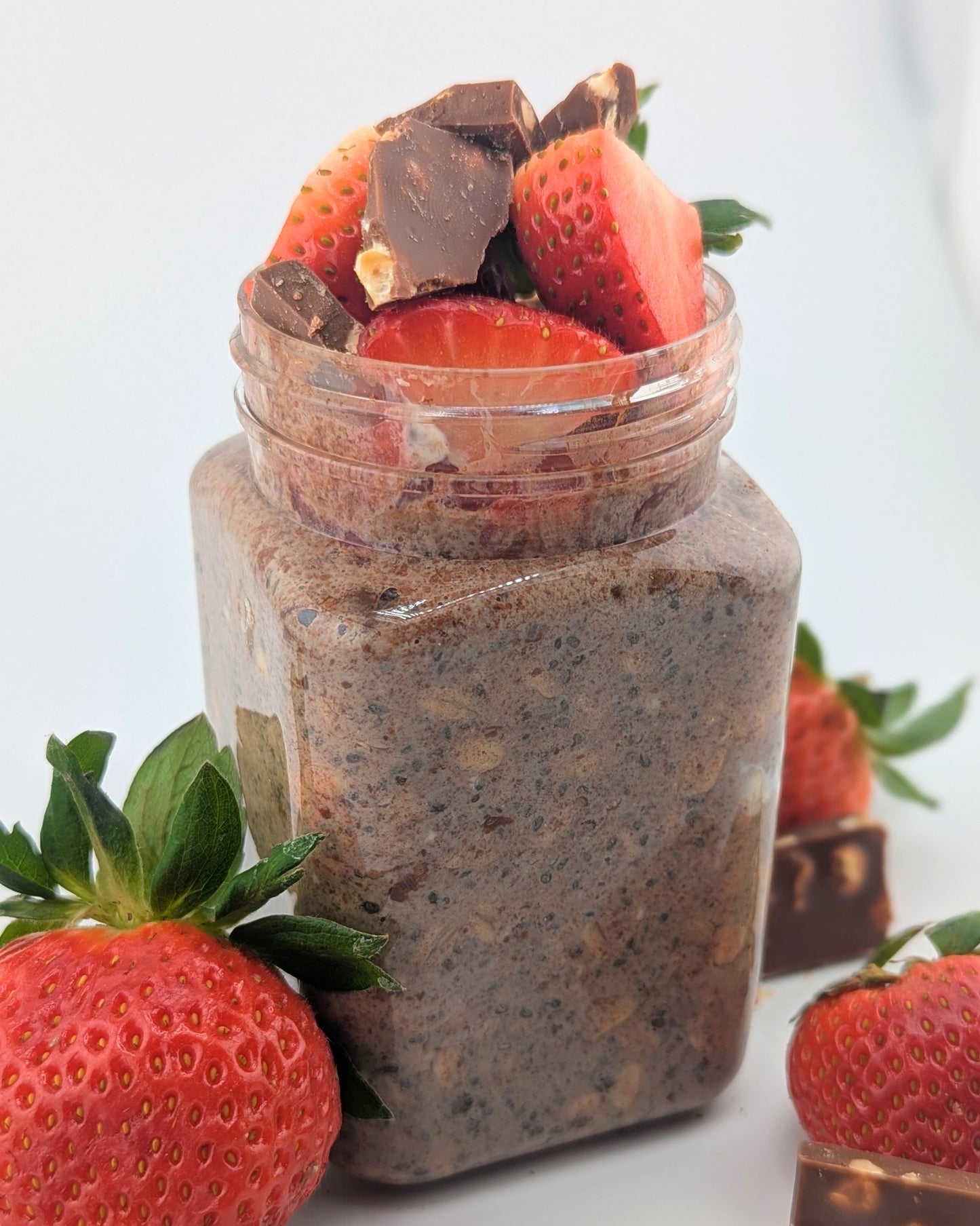 Strawberry Chocolate Hazelnut Oats